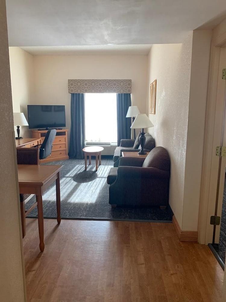 Hyatt House Colorado Springs Airport Hotel Ngoại thất bức ảnh