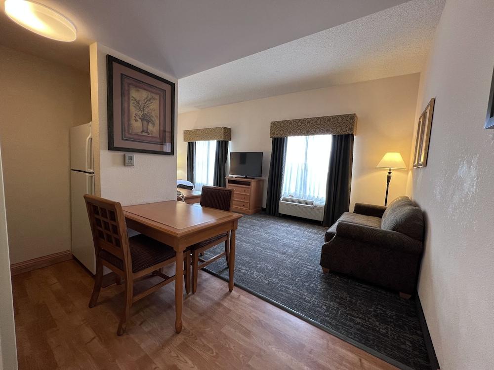 Hyatt House Colorado Springs Airport Hotel Ngoại thất bức ảnh